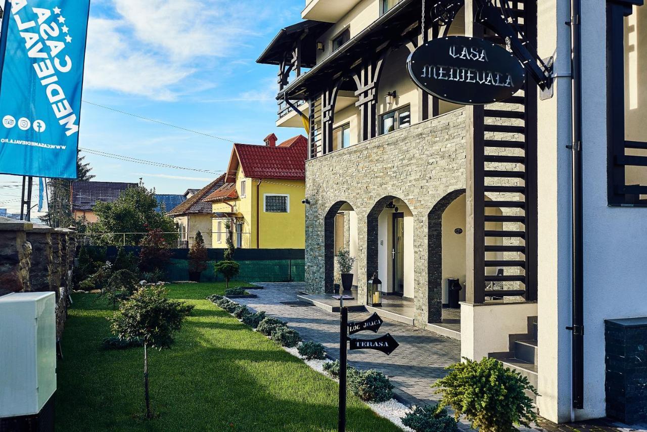 Boutique Hotel Casa Medievala Curtea de Argeş Exterior foto