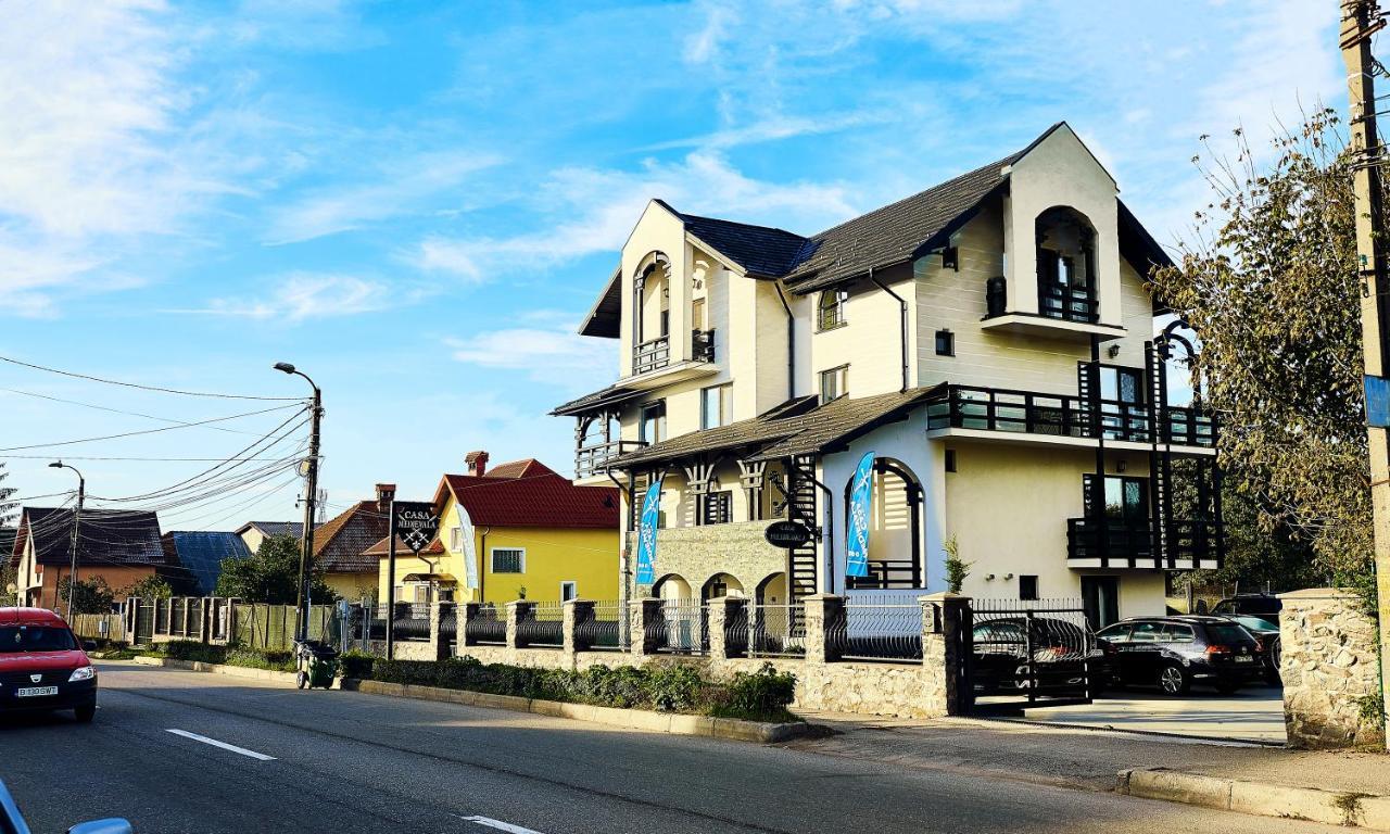 Boutique Hotel Casa Medievala Curtea de Argeş Exterior foto