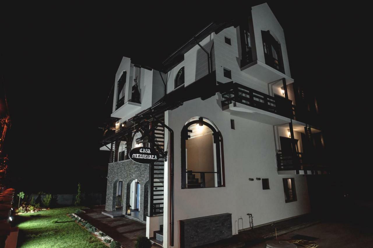 Boutique Hotel Casa Medievala Curtea de Argeş Exterior foto